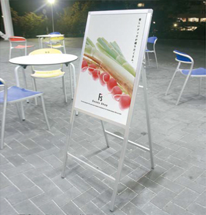 A型ポスタースタンド　POシリーズ